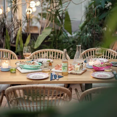 Hotel Schoene Leben Pop-up *